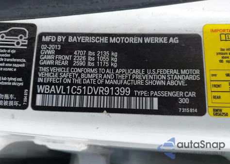 2013 BMW X1 xDrive28I z USA, uszkodzony, nr VIN WBAVL1C51DVR91399